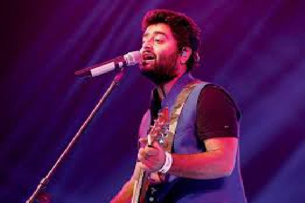 Listen to Arijit Singh Hindi